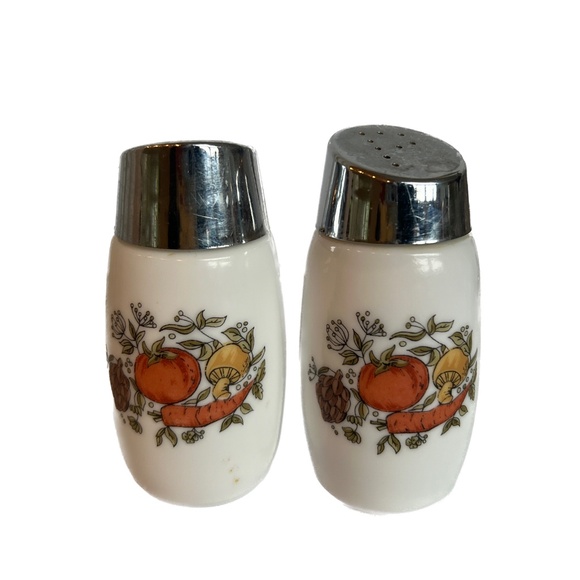 Vintage Spice of Life Salt & Pepper Shakers Vegetables Van Pak Canada White - Picture 2 of 6